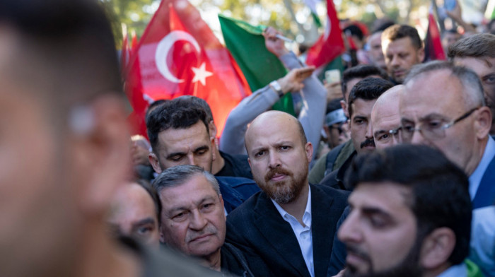 Erdoganov sin na propalestinskom maršu u Istanbulu: "Hajde da razjasnimo na kojoj smo strani"