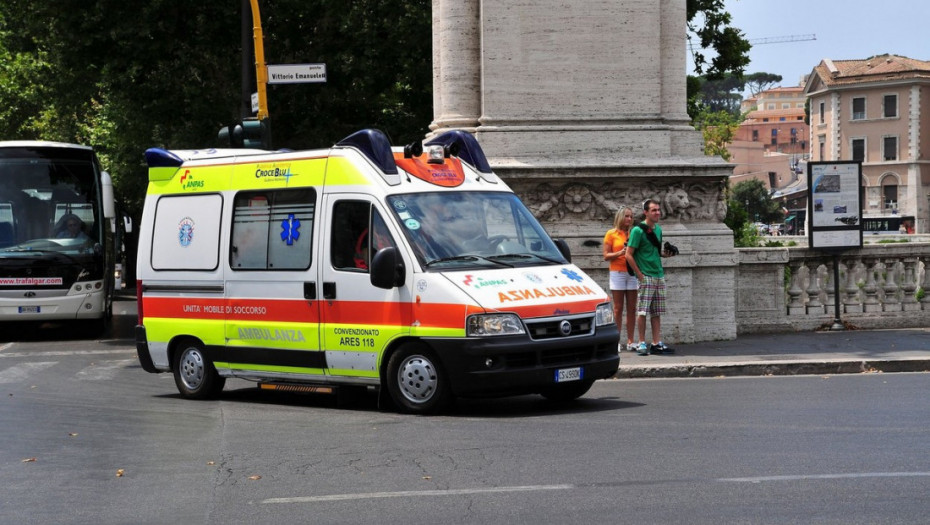 Trovanja ugljen-monoksidom u crkvi kod Torina: Hospitalizovano 40 ljudi, osmogodišnji dečak u hiperbaričnoj komori