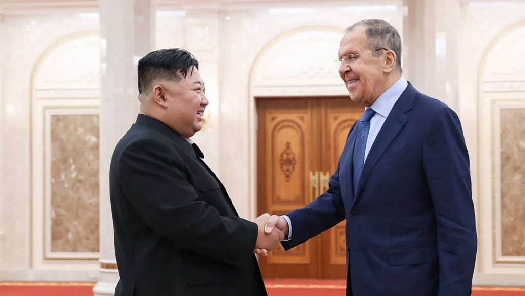 Lavrov u Severnoj Koreji, razgovarao sa Kimom Džongom Unom više od sat vremena