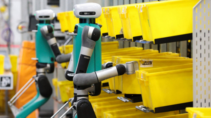 Upoznajte "Didžita", novog robota kompanije Amazon, koji pomaže njihovim radnicima u skladištu