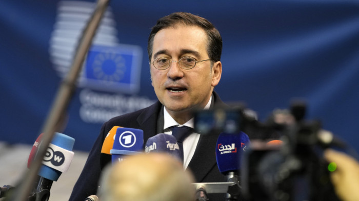 Albares ponovio: Prihvatanje pasoša Kosova ne znači priznanje Kosova