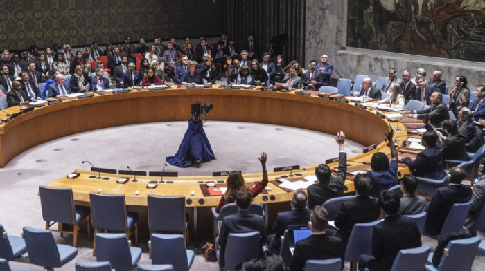 Savet bezbednosti UN usvojio rezoluciju kojom se poziva na humanitarnu pauzu u borbama u Gazi