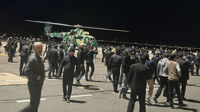 Neredi na aerodromu u Dagestanu, "meta" putnici iz Izraela: Povređeno 20, privedeno 60 osoba