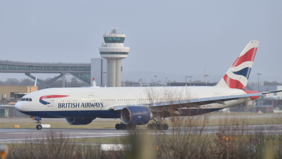 Avion Britiš ervejza za London preusmeren u Boston zbog dima u kabini i sumnje na udar ptice