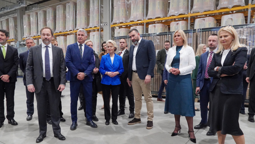 Fon der Lajen i ministarka Miščević obišle kompaniju u Surčinu koja je dobila 45.000 evra od EU