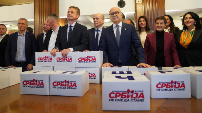Vučević, Brnabić, Šapić, Tipsarević - ko je sve na listi SNS za parlamentarne  i beogradske izbore?