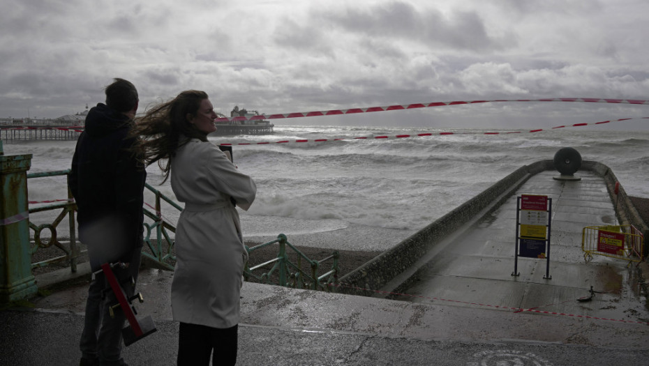 Oluja Kiaran pogodila delove Evrope: Ima poginulih i povređenih, milioni ljudi bez struje