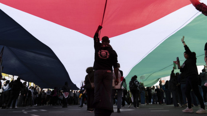 Hiljade ljudi demonstriralo u Vašingtonu u znak podrške Palestincima