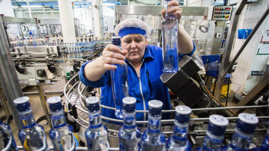 Proizvodnja votke u Rusiji za prvih deset meseci pala za 5,7 odsto međugodišnje