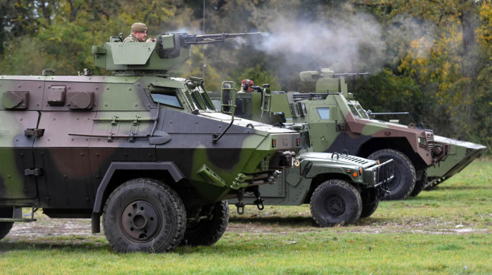 Vojska Srbije na poligonu u Nikincima prikazala nova sredstva naoružanja i opreme