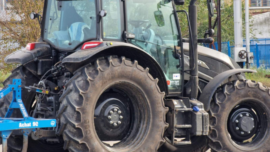 Okončani protesti u Rumuniji: Vlada postigla dogovor sa poljoprivrednicima i prevoznicima