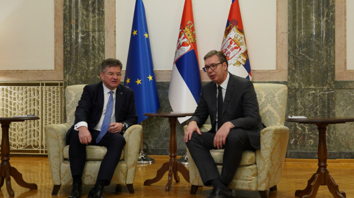 Sastanak Vučića i Lajčaka: Posle posete Prištini, evropski diplomata u Beogradu pred susret glavnih pregovarača