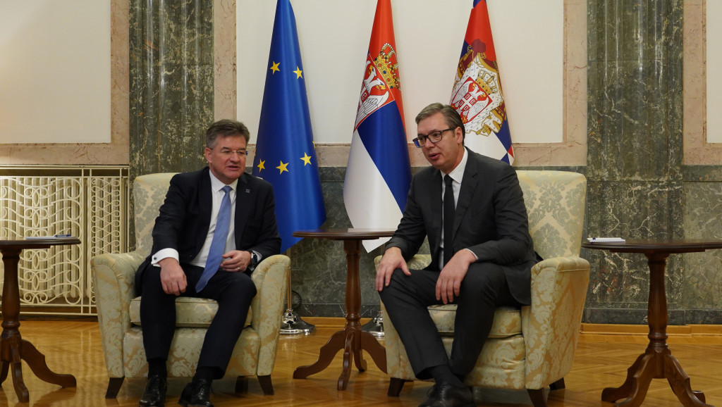 Sastanak Vučića i Lajčaka: Posle posete Prištini, evropski diplomata u Beogradu pred susret glavnih pregovarača