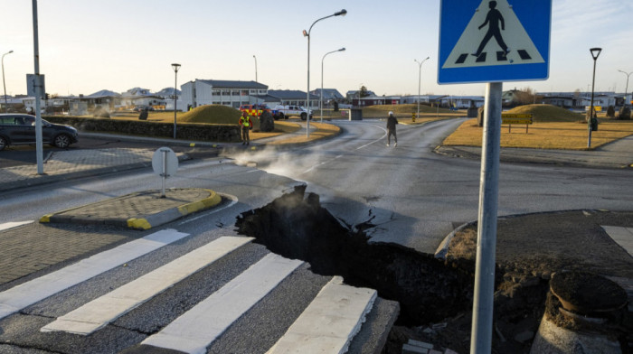 Apokaliptični prizori iz mesta Grindavik na Islandu: Zbog pretnje erupcije vulkana evakuisani svi stanovnici