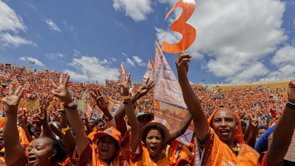 Policijski čas na Madagaskaru uoči prvog kruga predsedničkih izbora i šest nedelja protesta opozicije