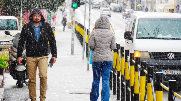 Zabelela se Srbija prvi put ove sezone: Upaljen narandžasti meteoalarm, palo između dva i 55 centimetara snega