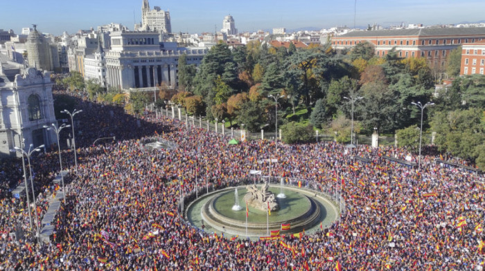 Oko 170.000 ljudi u Madridu na najvećem protestu protiv zakona o amnestiji