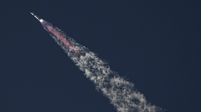 Raketa Ilona Maska Staršip eksplodirala posle osam minuta leta i pala u Atlantik