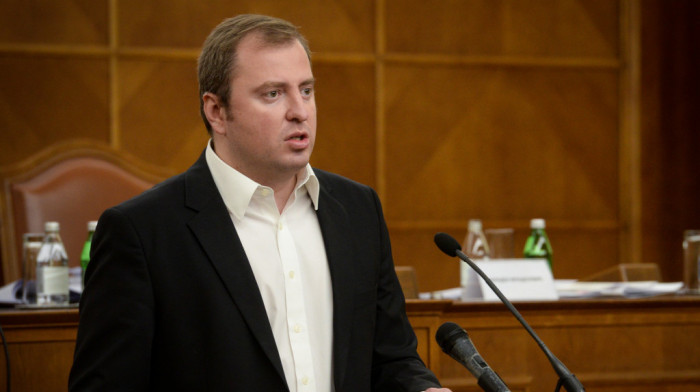 Mirković: Đilasa kao političara definiše nasilje, kojem je sklon