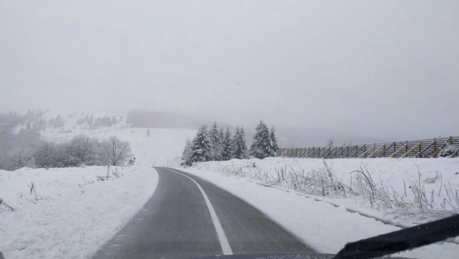 Putevi Srbije: Putari spremno dočekali sneg, putevi očišćeni