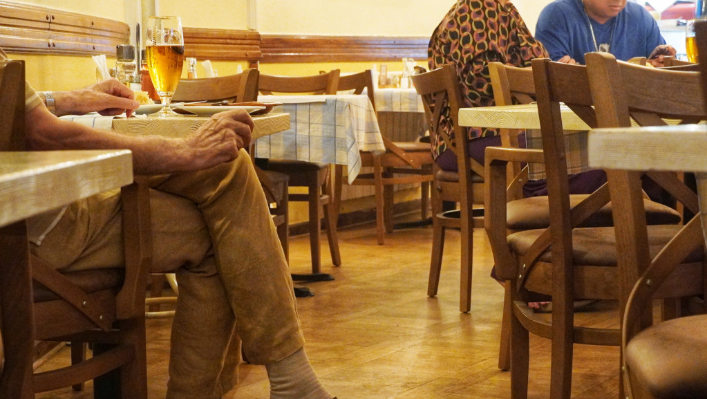 Nova godina kuca na vratima kafana