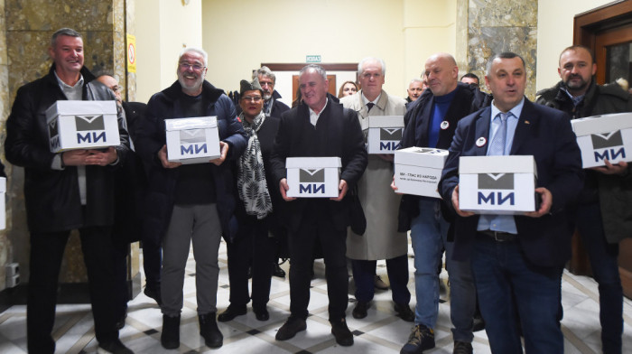 Grupa građana "MI-Glas iz naroda" predala potpise za parlamenatrne izbore