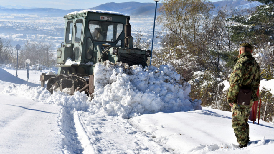 Ministarstvo odbrane: Vojska Srbije spremna sa pomogne u saniranju posledica snežnih padavina