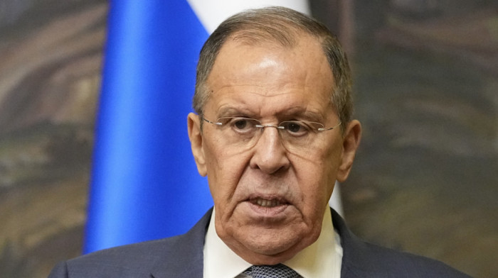 Lavrov u intervjuu Karlsonu: Rusija ozbiljno shvata svoje nuklearne kapacitete