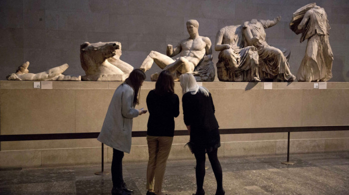 Grčka i Britanija ušle u diplomatski sukob oko antičkih skulptura: Sunak otkazao sastanak sa Micotakisom