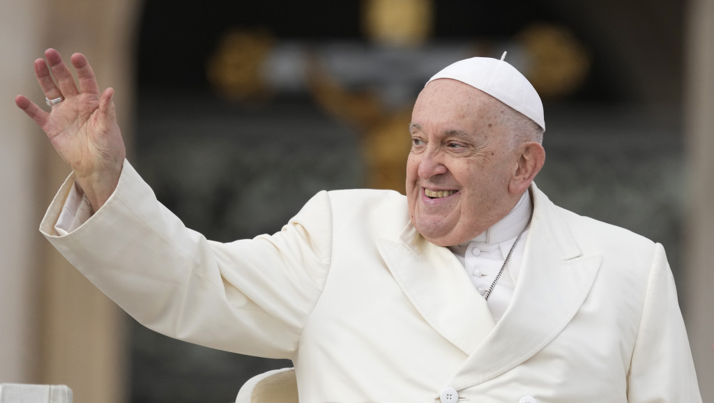 Papa: Vino je dar od boga i istinski izvor radosti