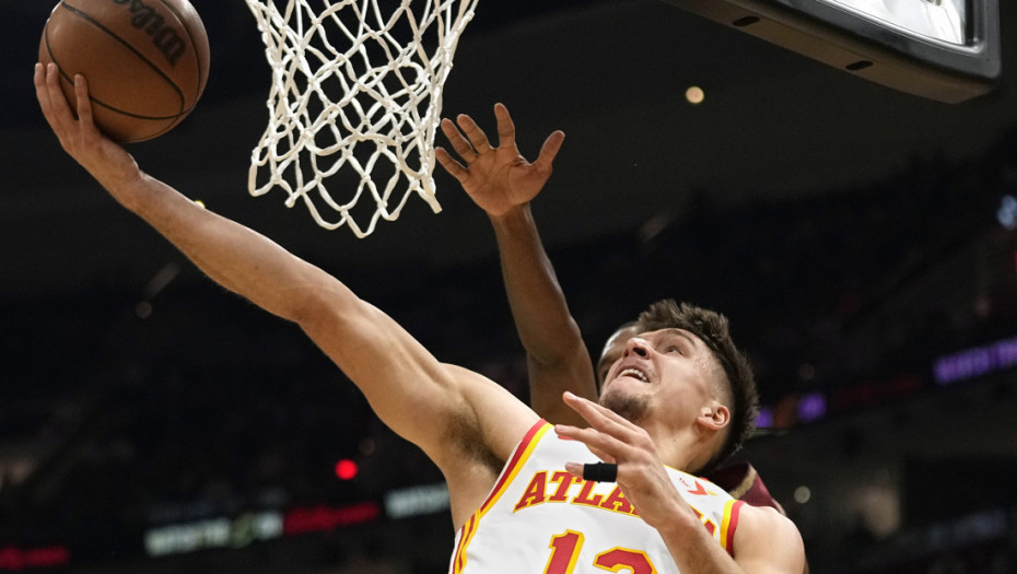 Bogdan Bogdanović imao zapaženu rolu u pobedi Atlante, njegov saigrač Tre Jang "uništio" San Antonio