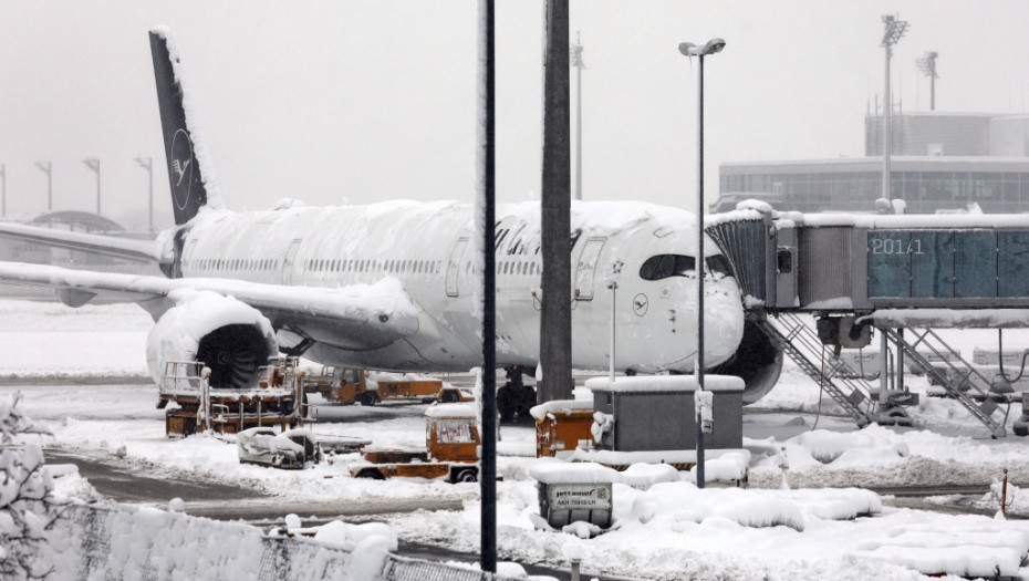 Aerodrom u Minhenu ponovo radi uz ograničenja, otkazano 560 letova
