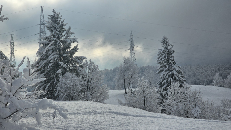 Zahlađenje u regionu: U planinskim predelima Slovenije do 15 centimetara snega, zabelelo se u Zagrebu i Banjaluci