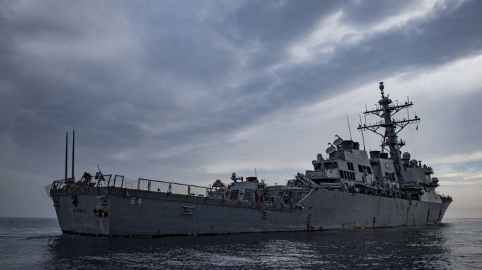 Napadnuto nekoliko brodova u Crvenom moru: Među njima i američki razarač USS Kerni, oglasio se Pentagon