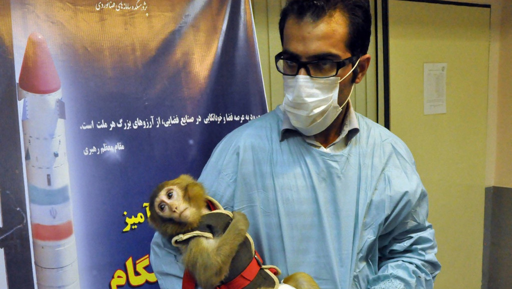 Iran poslao kapsulu sa životinjama u svemir