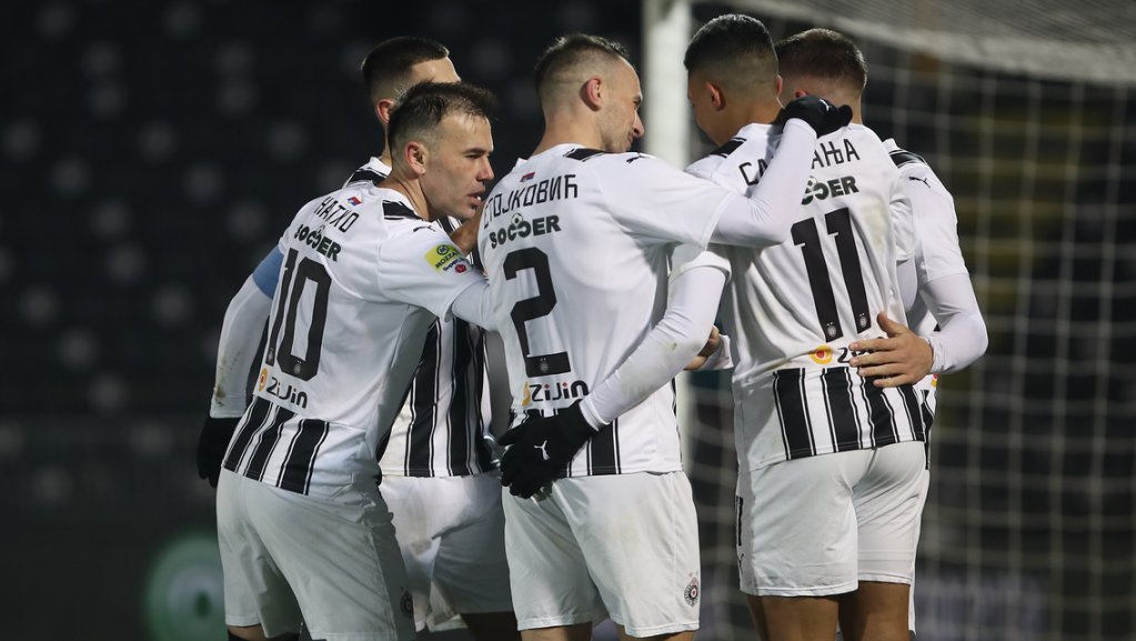 Partizan gubio, s mukom iskoristio igrača više, pa penalom Saldanje izbacio hrabri Grafičar iz Kupa Srbije