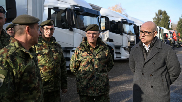 Ministru Vučeviću i generalu Mojsiloviću prikazana novonabavljena vozila za Vojsku Srbije