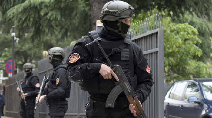 U Crnoj Gori uhapšeni policajac i još tri osobe zbog krijumčarenja 2.563 kilograma kokaina