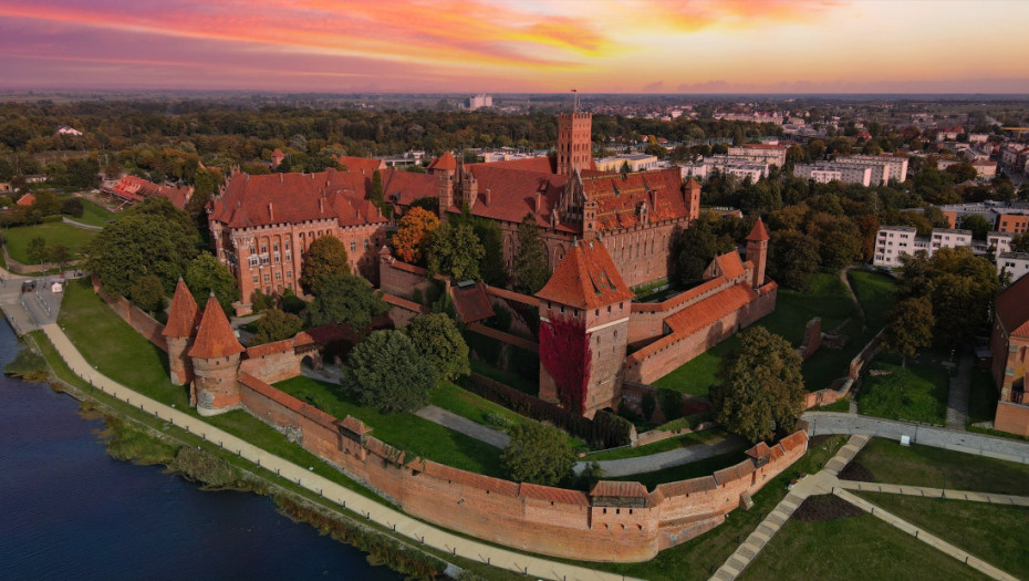 Tajne jednog od najvećih dvoraca sveta: Malbork u Poljskoj i u srednjem veku imao podno grejanje i toalet