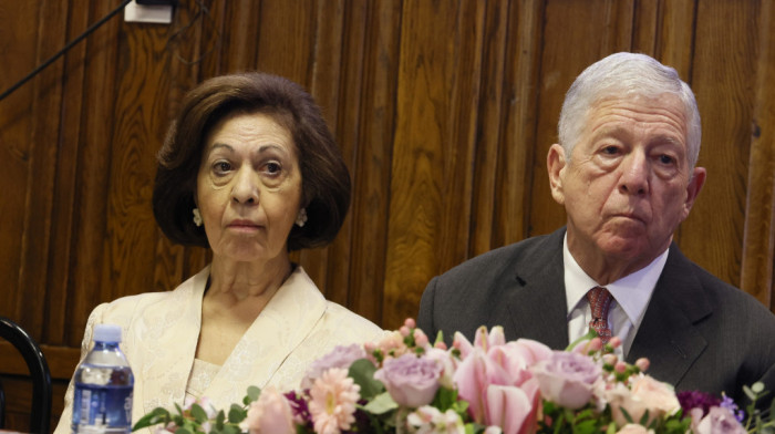Princ Aleksandar i princeza Katarina čestitali Božić po gregorijanskom kalendaru