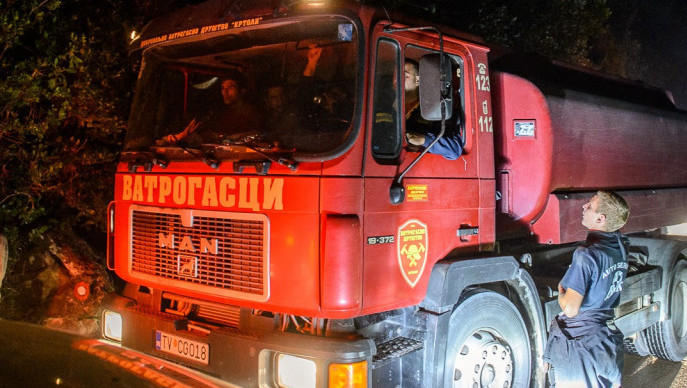 Požar u konaku manastira Donji Brčel u Crnoj Gori: Nema povređenih, izgorela biblioteka