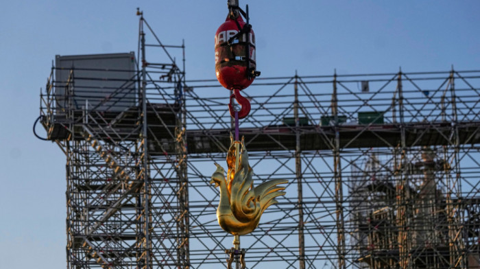 Ključni korak u oživljavanju spomenika kulture: Novi zlatni petao na katedrali Notr Dam