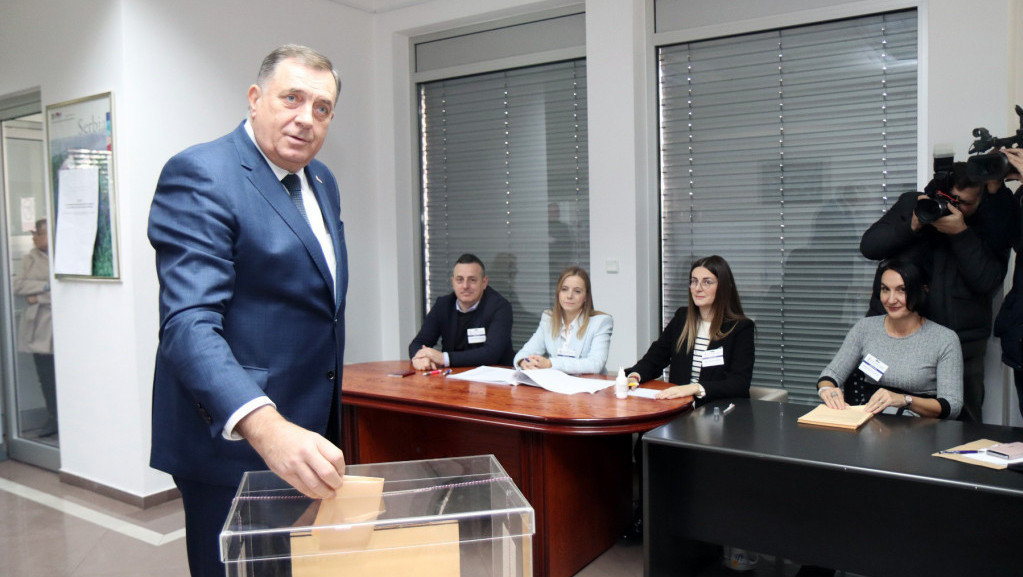 Dodik: U Beogradu glasalo ne više od 3.000 ljudi iz Republike Srpske