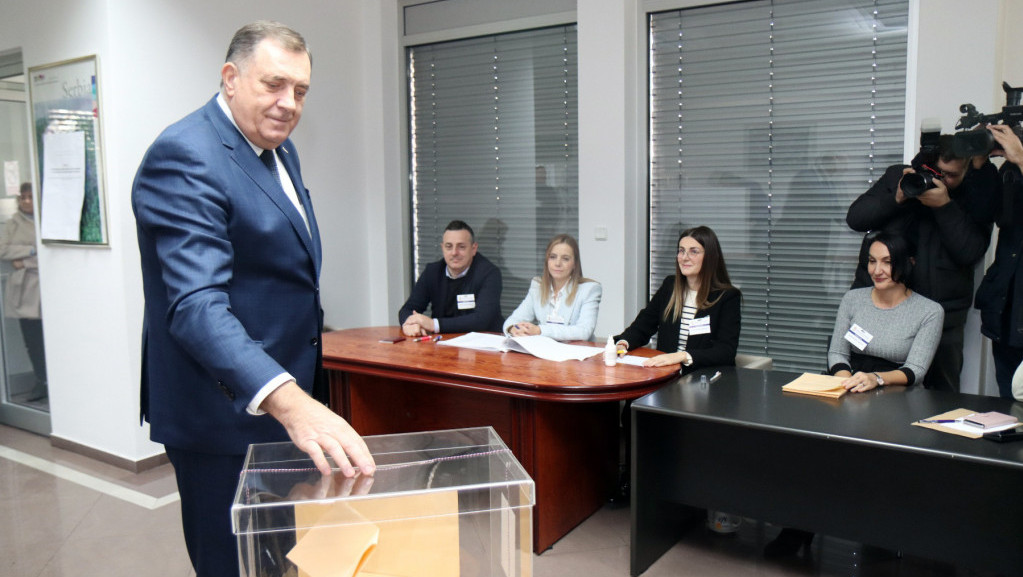 Dodik: Klevetanje Srba iz Republike Srpske je zlonamerno, naše je pravo da glasamo u Srbiji