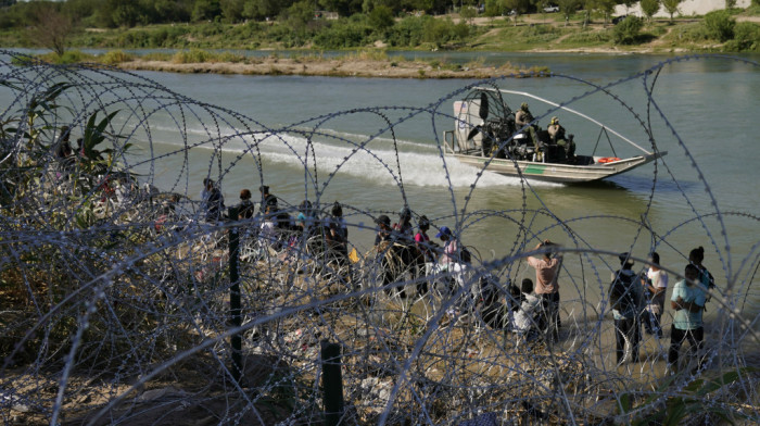 Vlasti u Teksasu će moći da hapse migrante koji ilegalno prelaze granicu