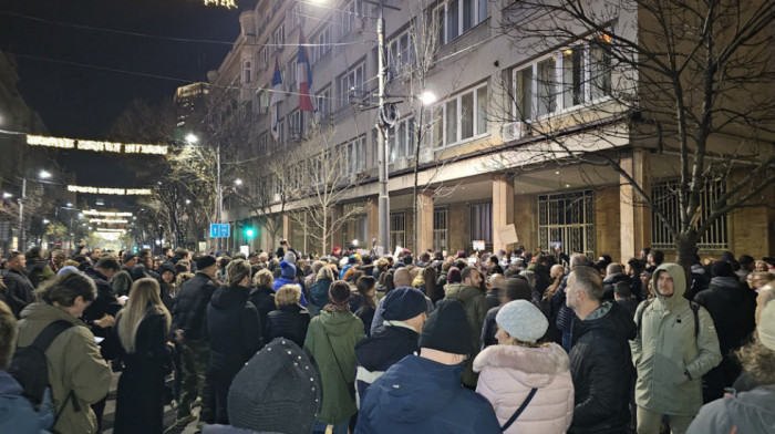 Novi protest koalicije "Srbija protiv nasilja" ispred zgrade RIK-a, Aleksić: Nije sramota izgubiti na fer izborima
