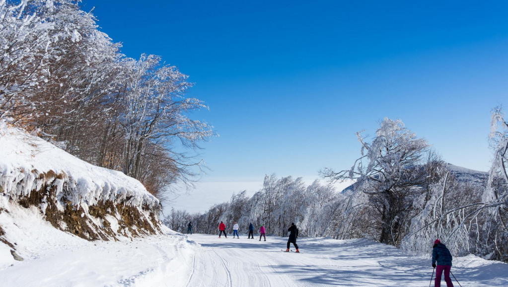 Besplatno skijanje tri dana u Crnoj Gori uz sezonske ski karte iz Srbije: Na kojim stazama će moći da se koriste