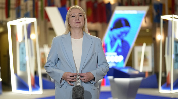 Putin dobija protivkanidata: Bivša TV novinarka pokrenula proceduru za kandidaturu na predsedničkim izborima u Rusiji