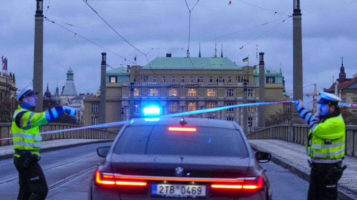 Pucnjava na fakultetu u Pragu: Najmanje 15 mrtvih, 30 ranjeno, napadač prethodno ubio oca