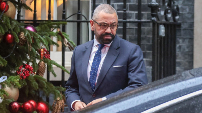 Neslana šala britanskog ministra: Rekao da ženi sipa u piće drogu za silovanje, opozicija traži ostavku